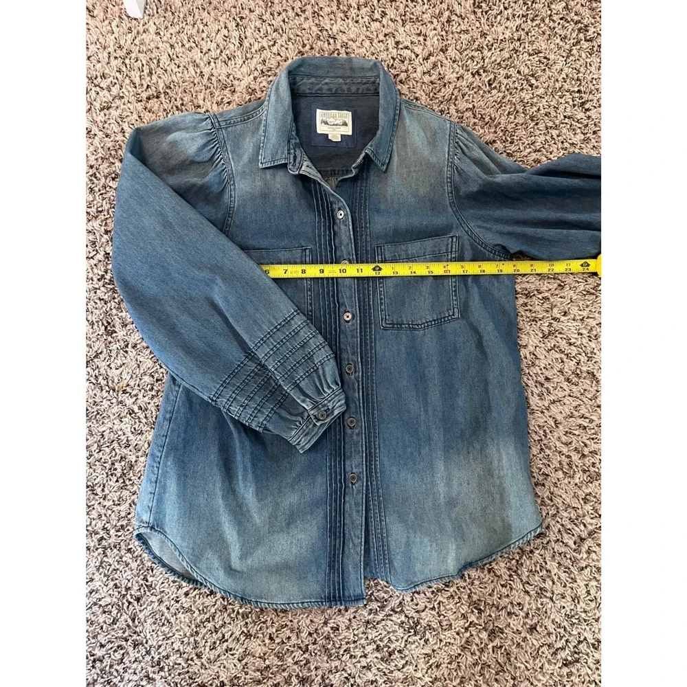 Vintage American Eagle Denim Shirt Medium Wash Pintuck Button Down Top Womens M